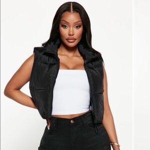 PUFFER VEST WOMENS LARGE  DOUBLE POCKET ZIPPER CLOSURE HIGH COLLAR NWT